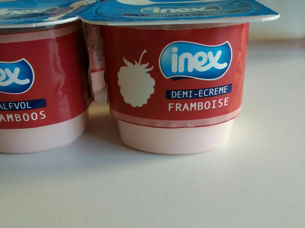 Yaourt demi écrémé framboise