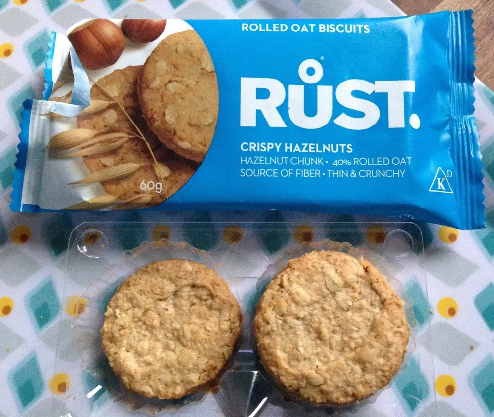RUST Crispy hazelnuts