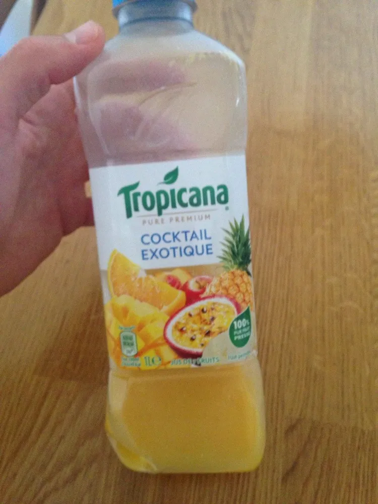 Jus de fruits cocktail exotique