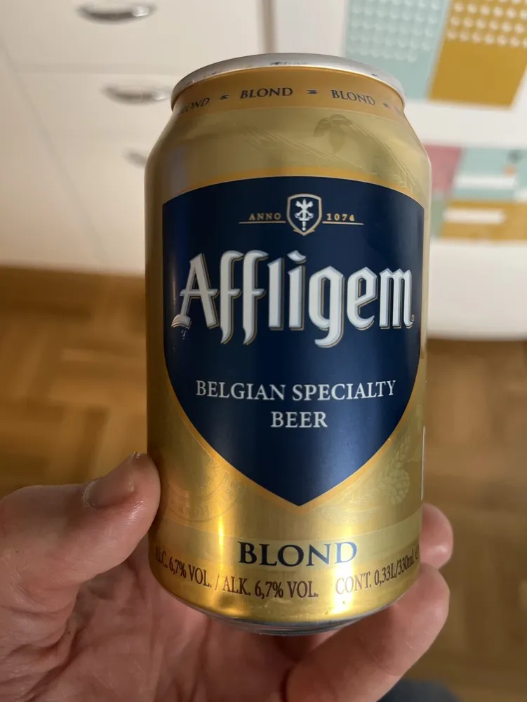 Blond