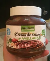 Crema de cacao y avellanas
