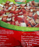 Rhubarbe rouge en pièces