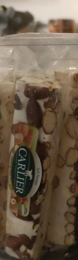 Nougat moelleux aux amandes et aux noisettes