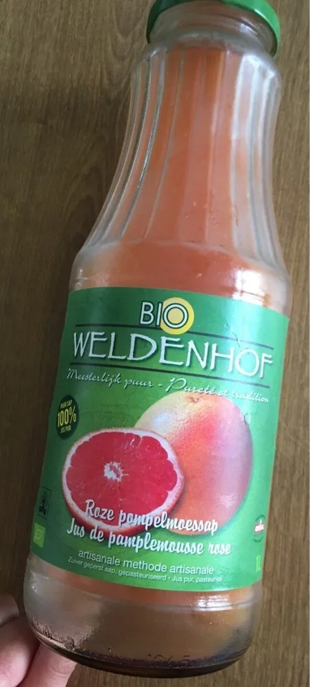 Jus de pamplemousse rose