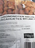 Cacahuetes brunes