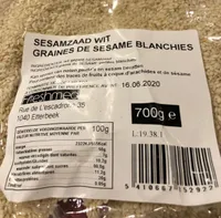 Graines de sesame blanchies