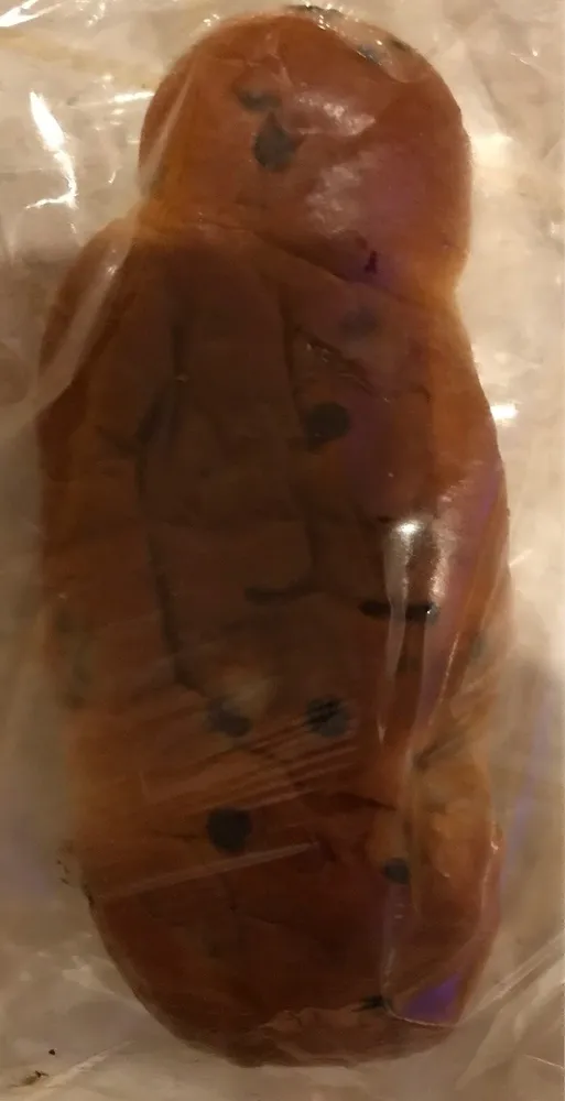 Cougnou au beurre avec sucre et chocolat