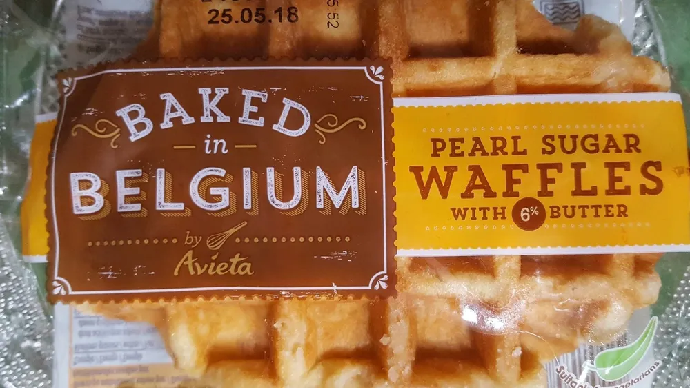 Pearl sugar waffle