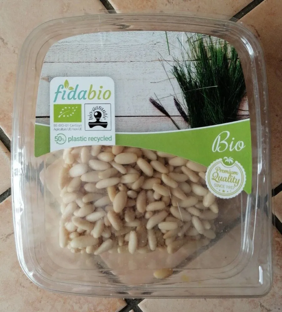 Pignons de pin biologiques