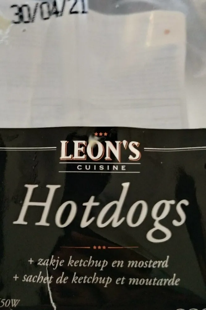 Petit pain hot-dog au poulet