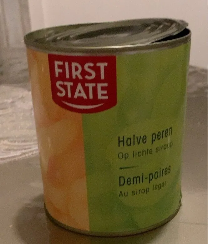 Demi-poires au sirop léger
