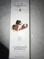 5 chocolate seashells