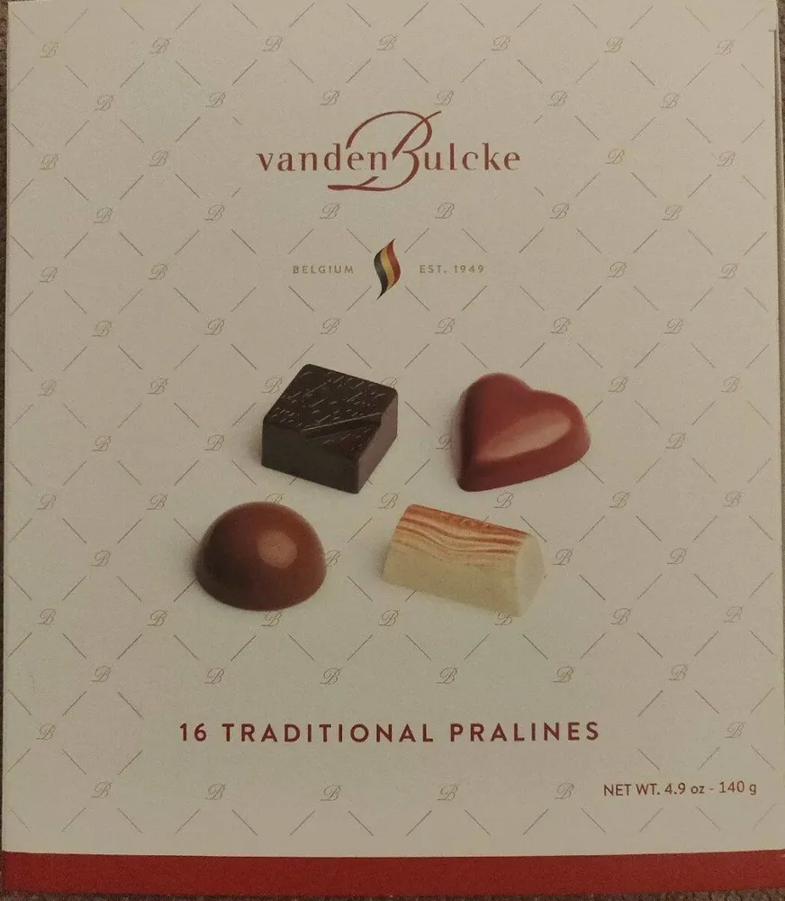 16 traditional pralines