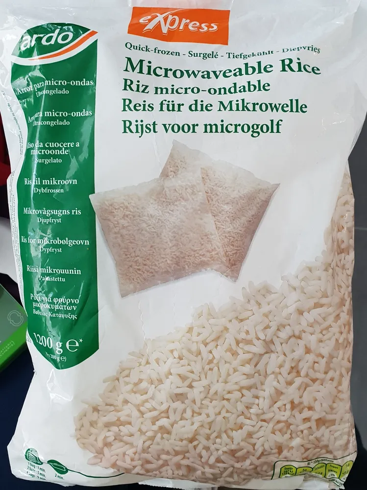 Microwaveable rice