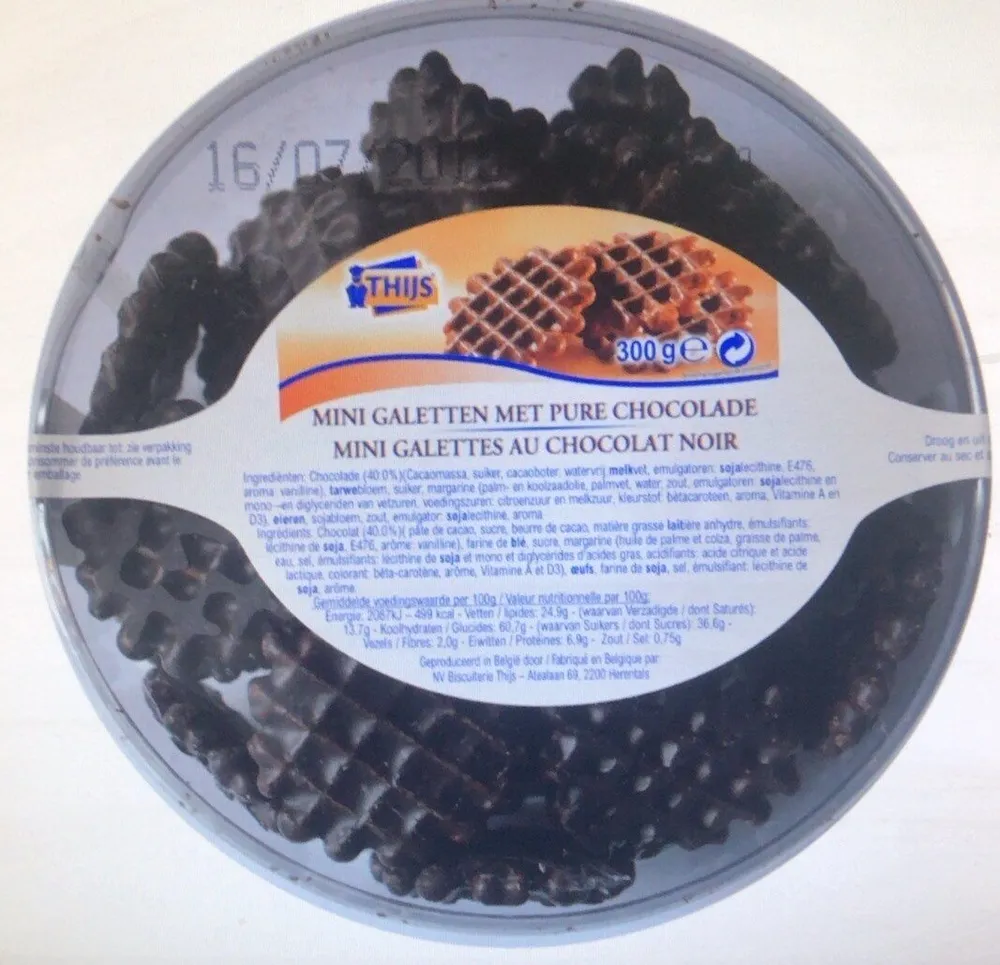 Mini Galettes with dark chocolate