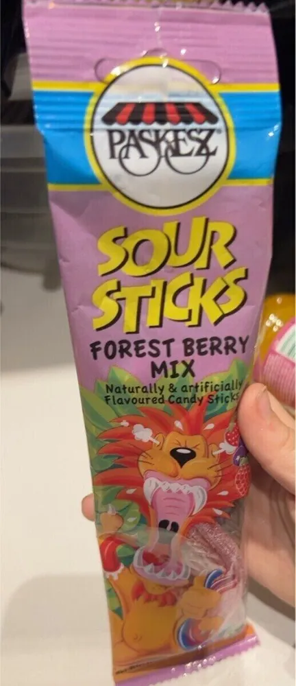 Sour sticks forest berry
