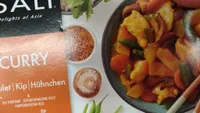 Isali Poulet Curry Riz