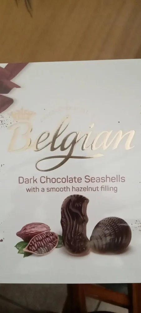 Dark chocolate seashells