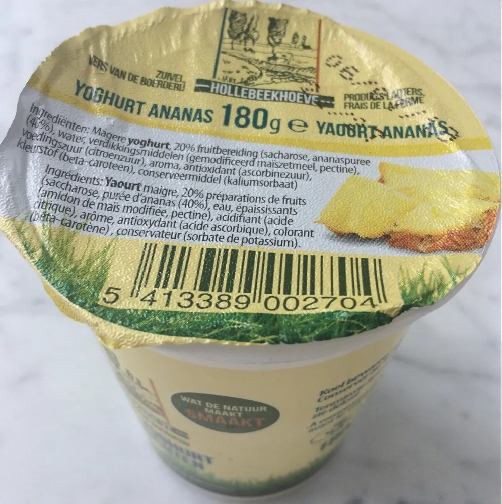 Magere yoghurt met vruchten