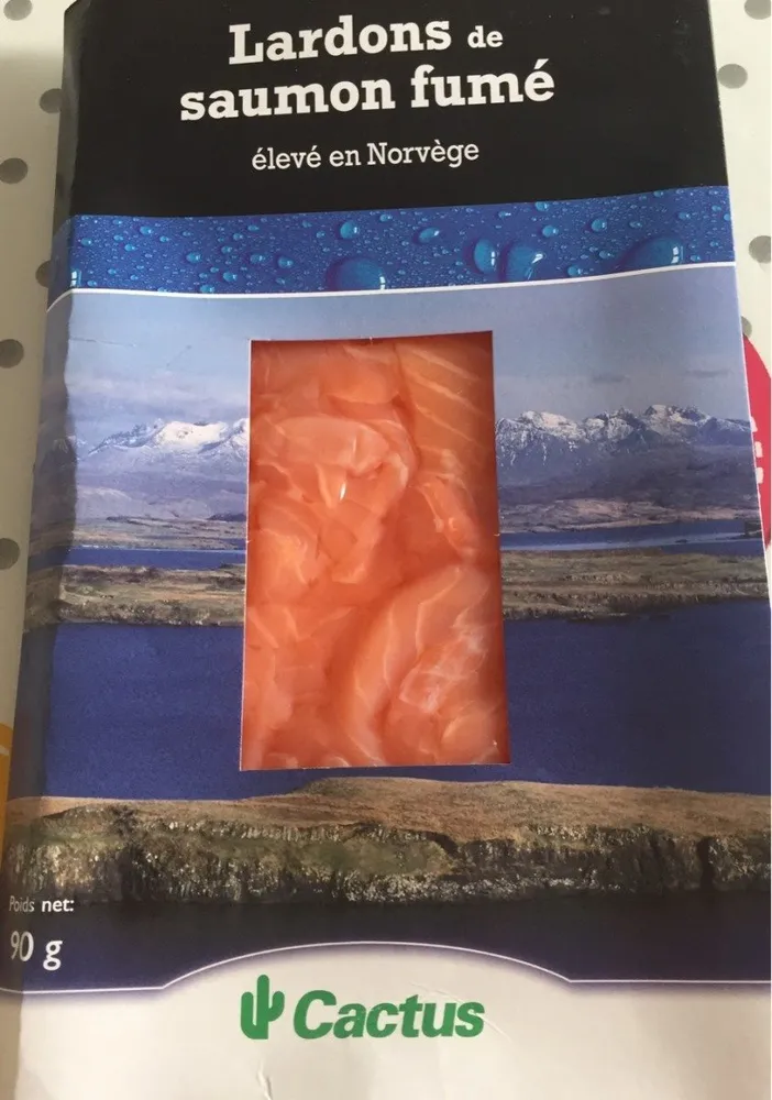Lardons de saumon fumé élevé en Norvège