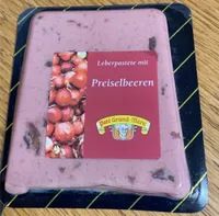 Leberpastete mit Preiselbeeren