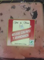 Mousse con pato y arandanos