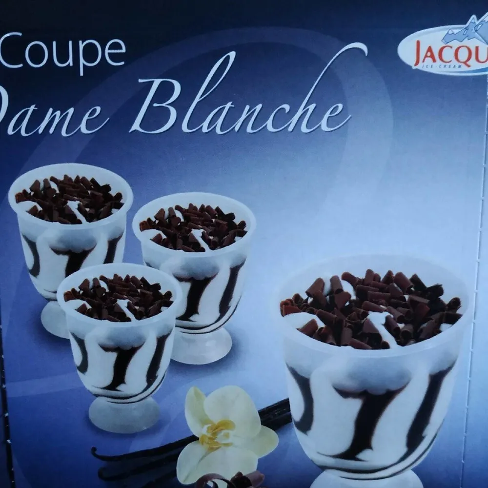 Coupe dame blanche