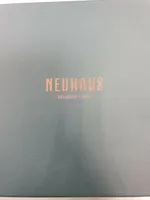 Neuhaus Dark collection