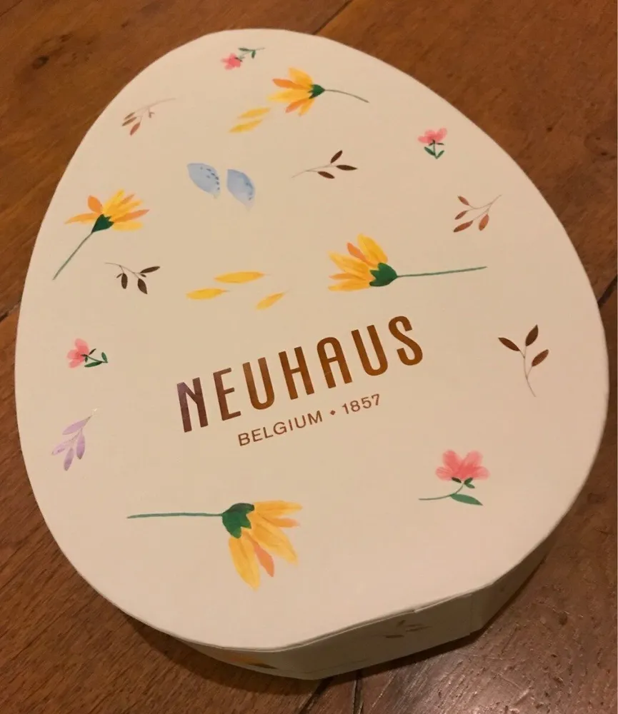 18 pralines - 10 oeufs de Pâques