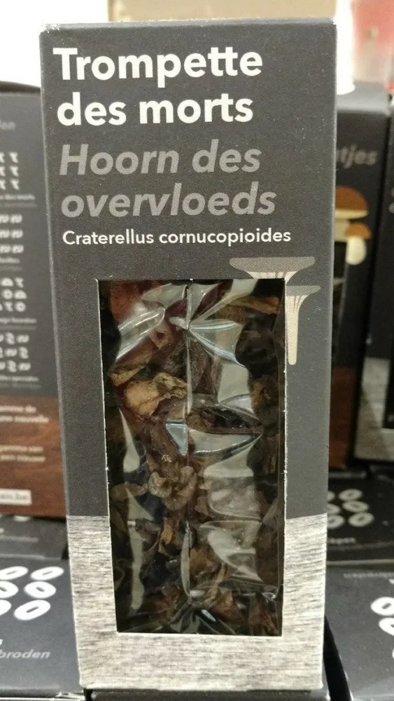 Trompettes des morts séchées