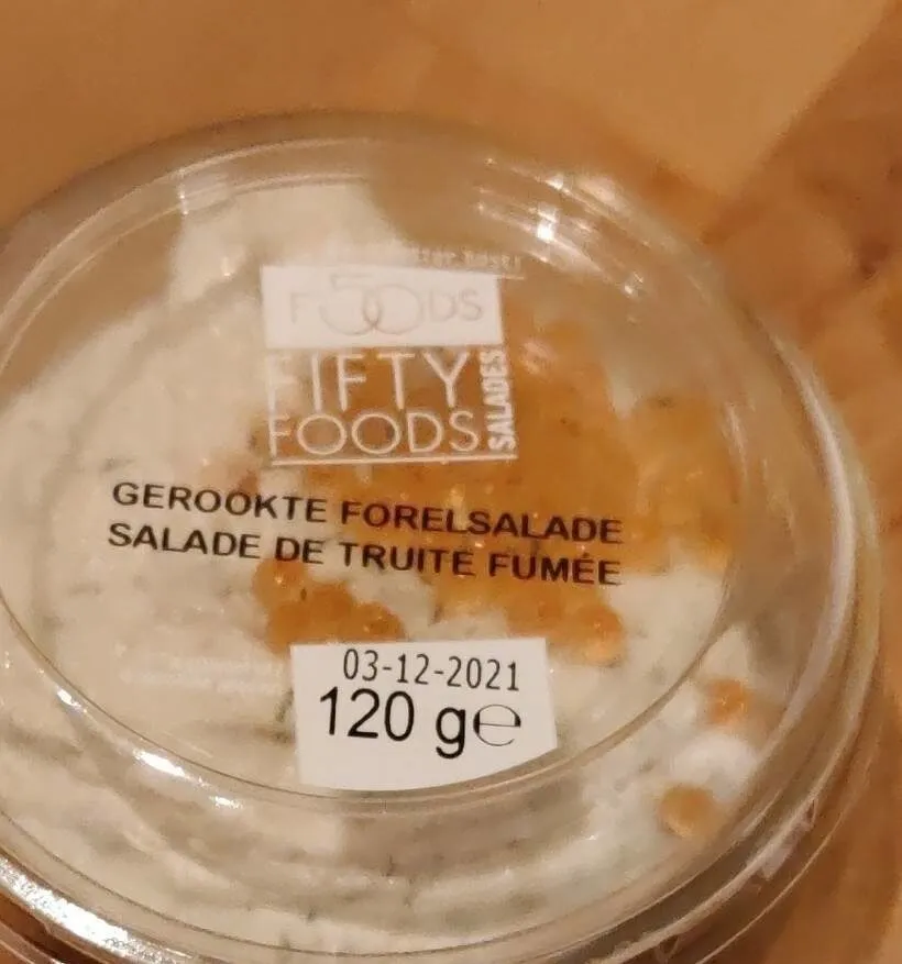 Salade de truite fumée