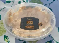 Salade de surimi avec crabe