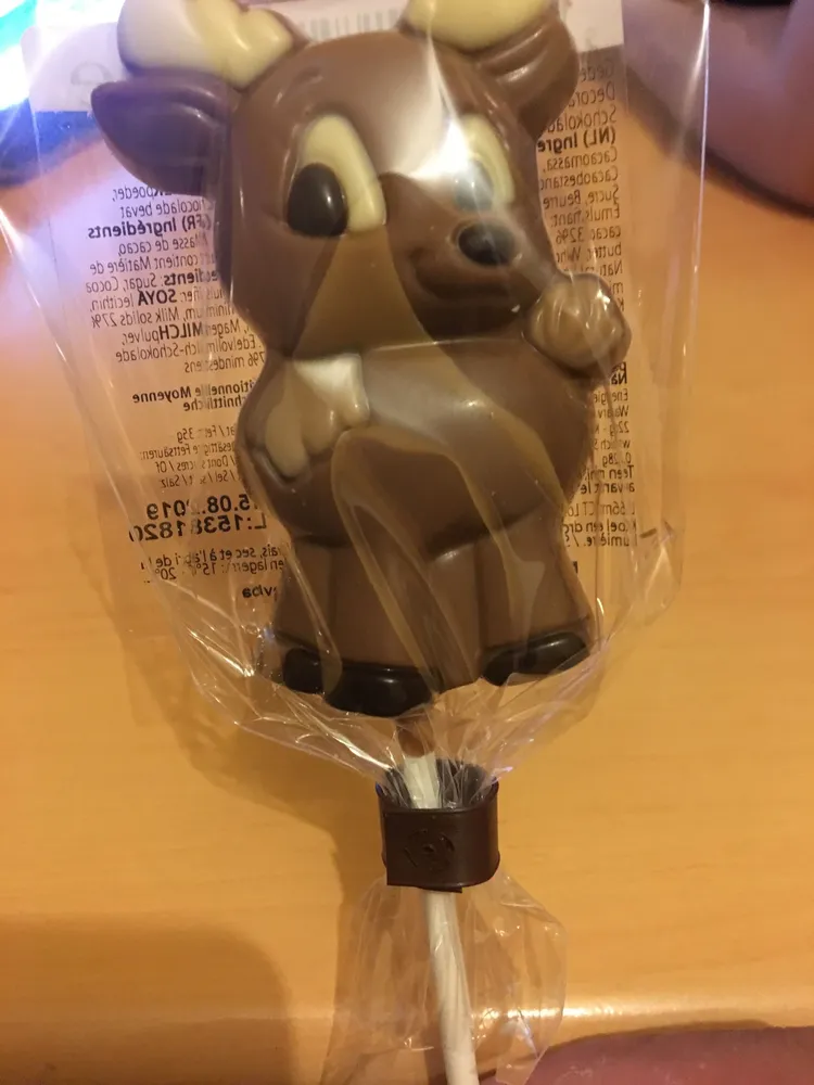 Chocolat au lait décoré