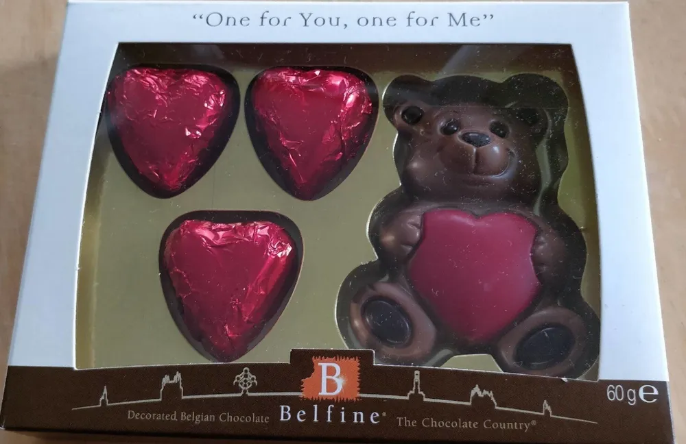 Chocolate bear and hearts
