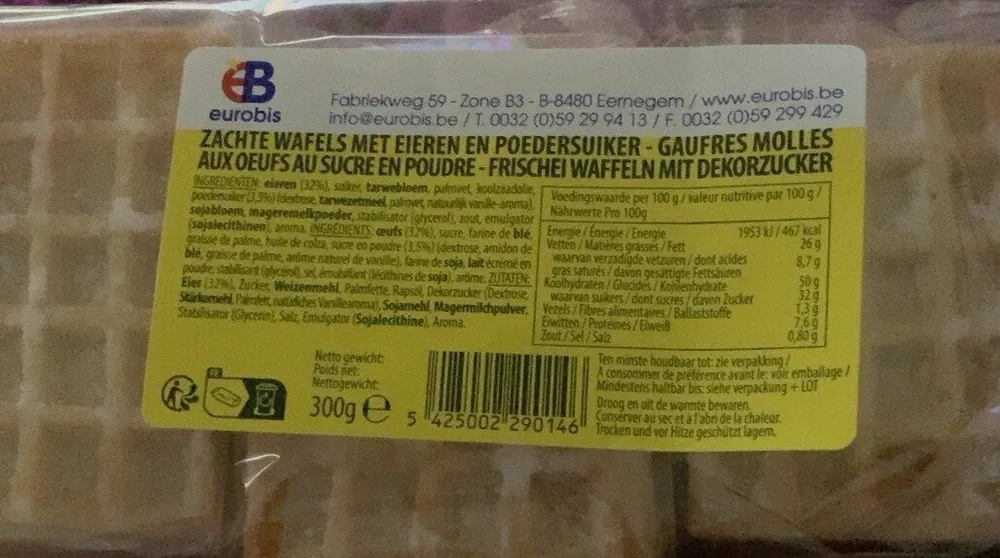 Gauffre molles au oeufs au sucre en poudre