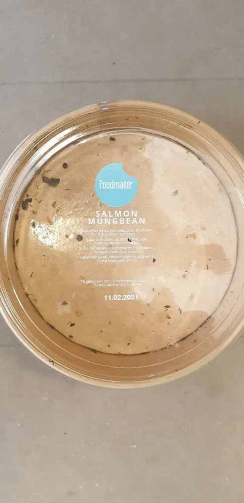 Salade de pâtes, saumon fumé,...