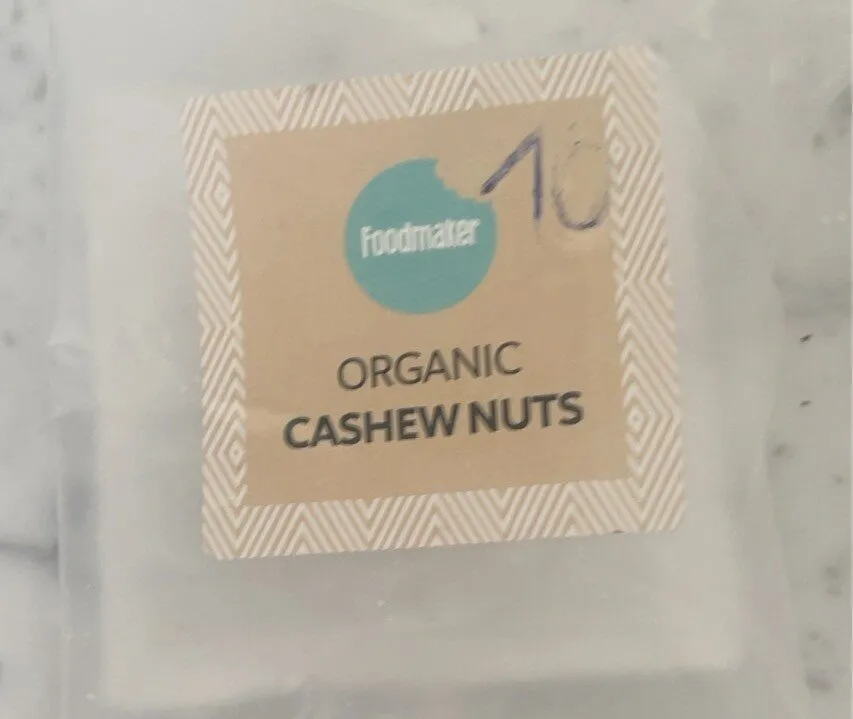 Organic cashew nuts