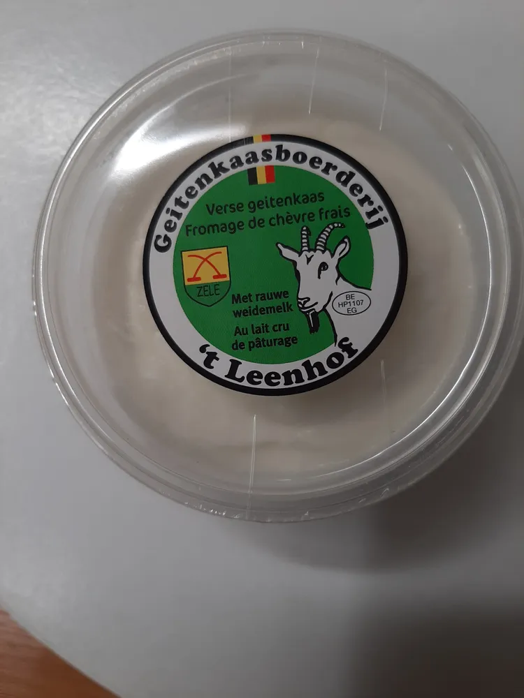 verse geitenkaas met rauwe weidemelk
