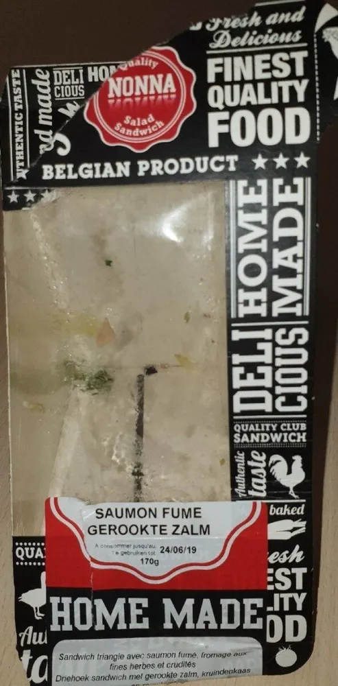 Sandwich triangle saumon fumé