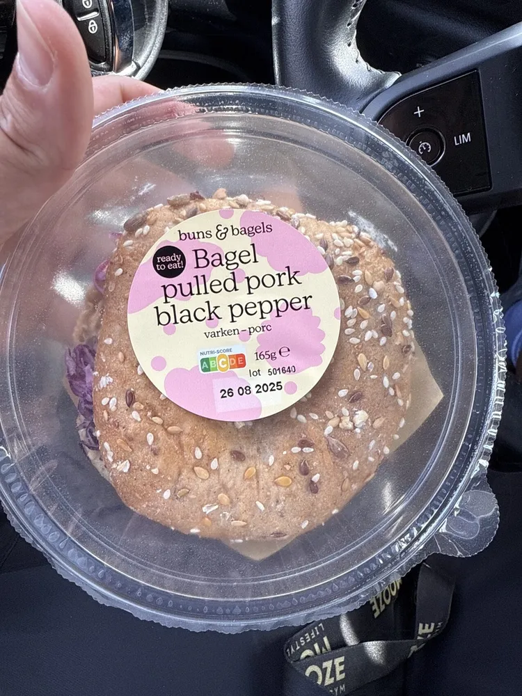 Bagel Pulles Pork Black Pepper