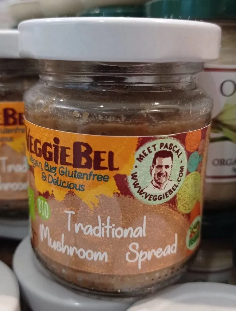 Traditional mushroom spread