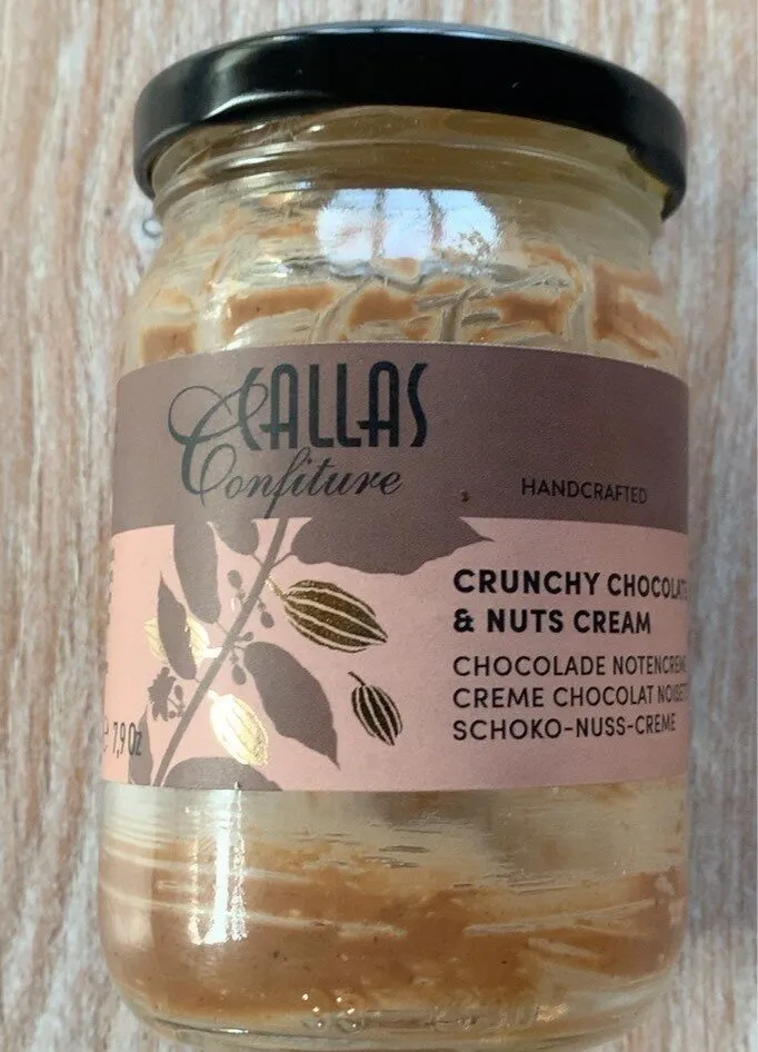 Crunchy chocolate & nuts cream