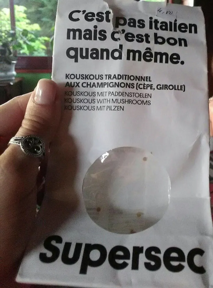 Kouskous traditionnel aux champignons