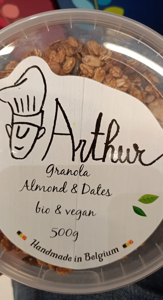 Arthur granola almond and dates bio and vegan