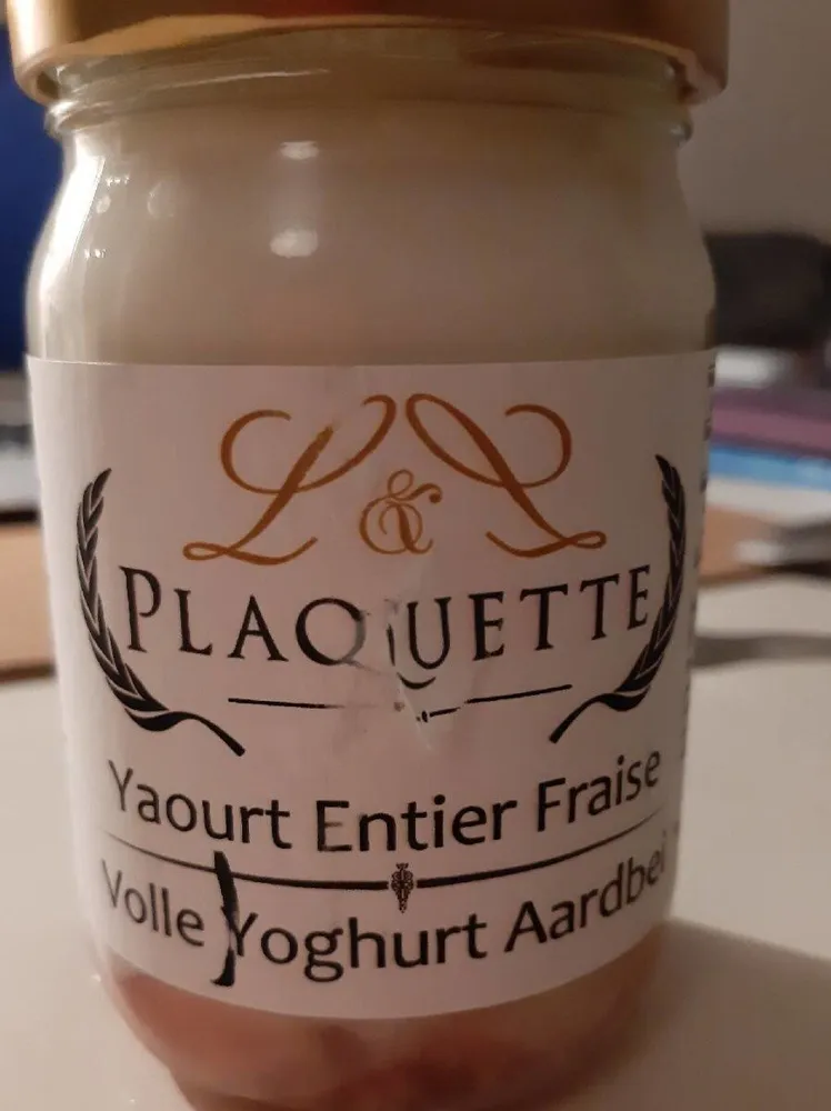 Yaourt entier fraise
