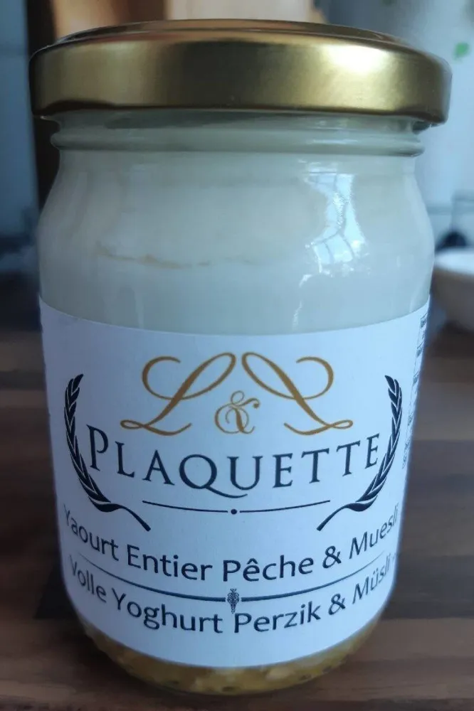 Yaourt entier pêche et muesli