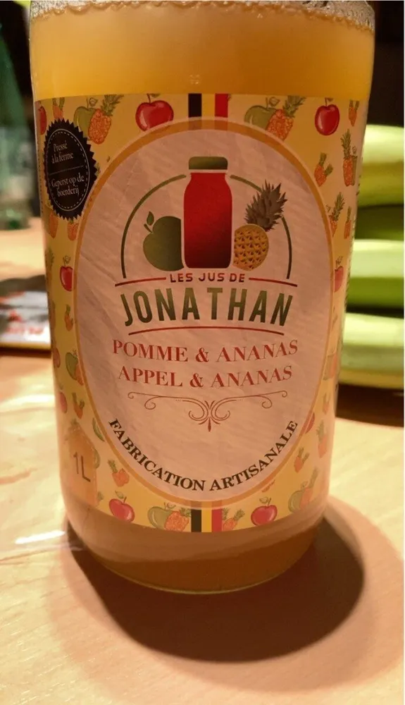 Jus de pomme et ananas