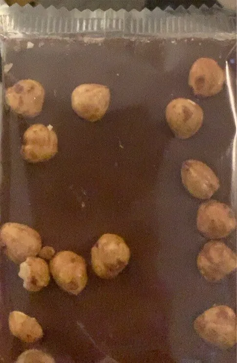 Chocolat au lait avec Noisettes Caramélisées