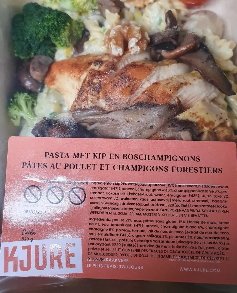 Pâtes au poulet et champignons forestiers