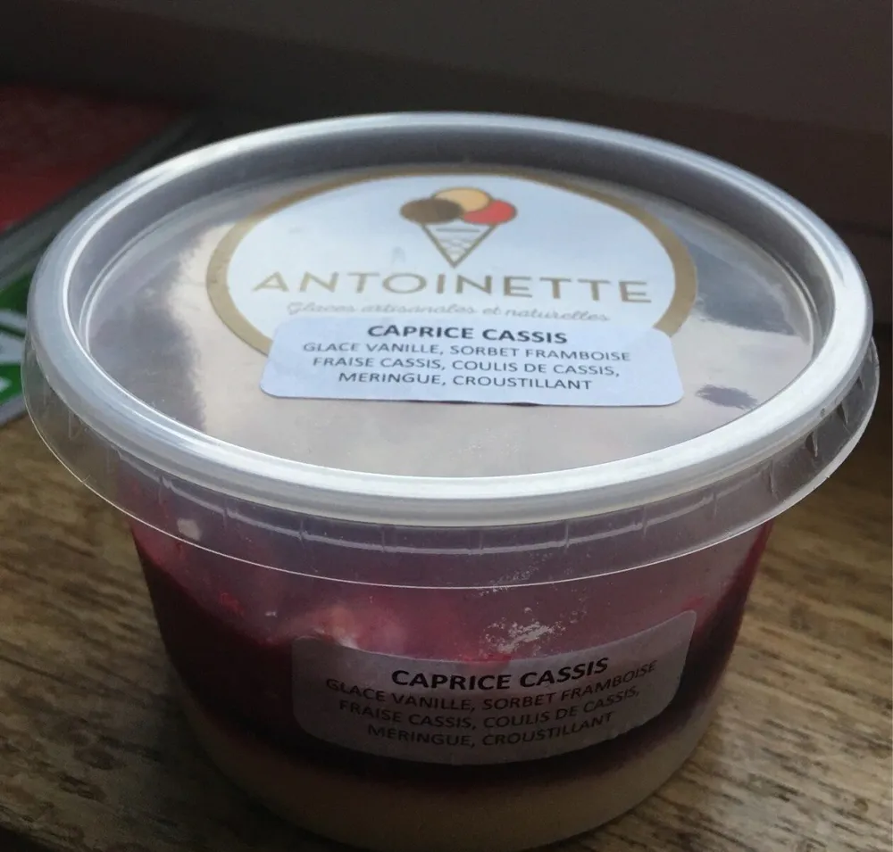 Glace artisanale et naturelle caprice cassis
